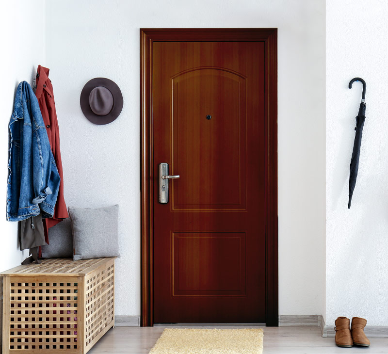 Portas de exterior e interior em madeira