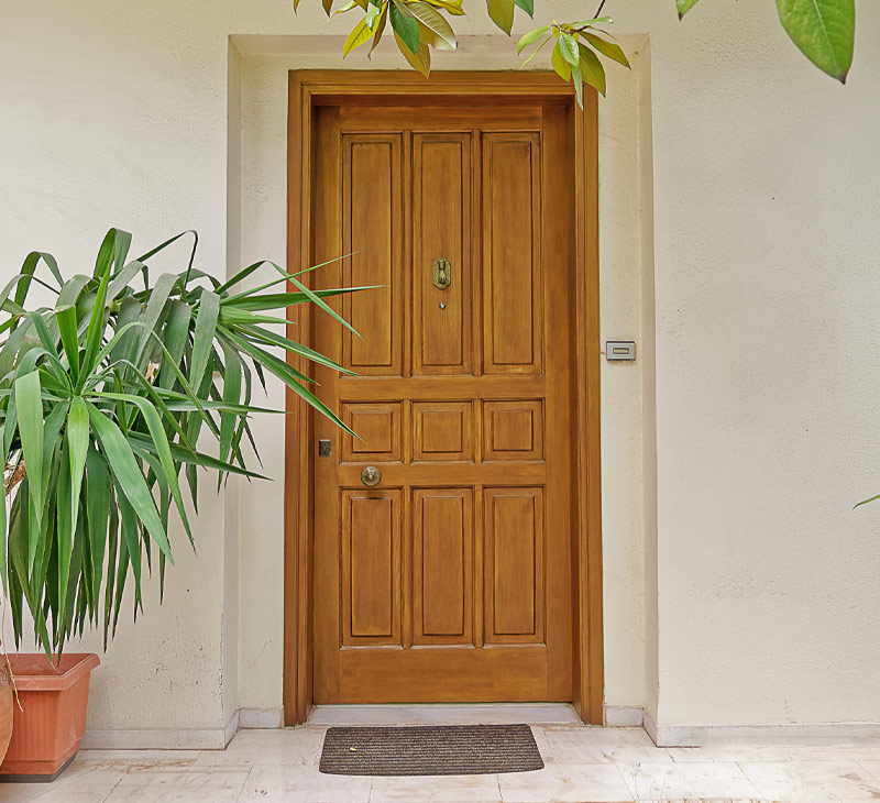 Portas em madeira para moradias e apartamentos